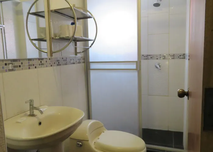 Bed and breakfast Hermoza House